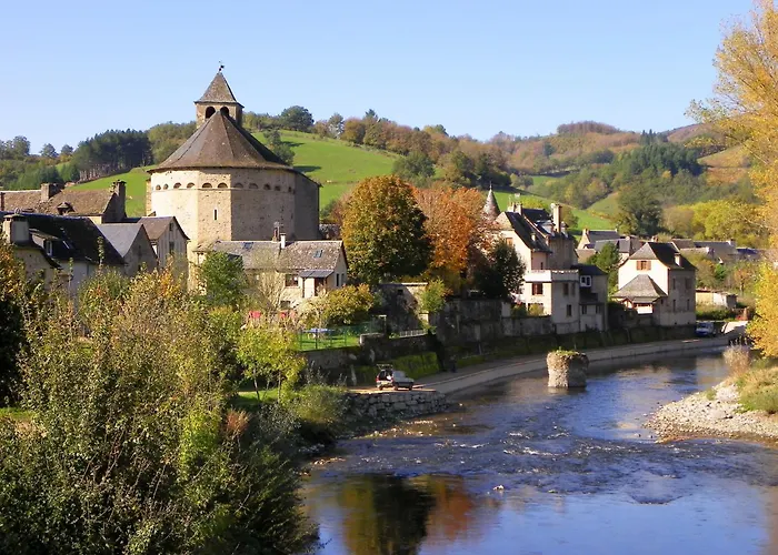 بيت للعطل In Near Lot River