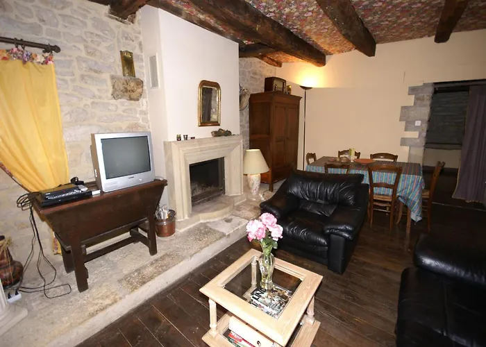 In Near Lot River Feriehus Saint-Geniez-dʼOlt